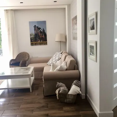 Golden Tulip Apartament Apartment *