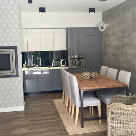 Golden Tulip Apartament Apartment